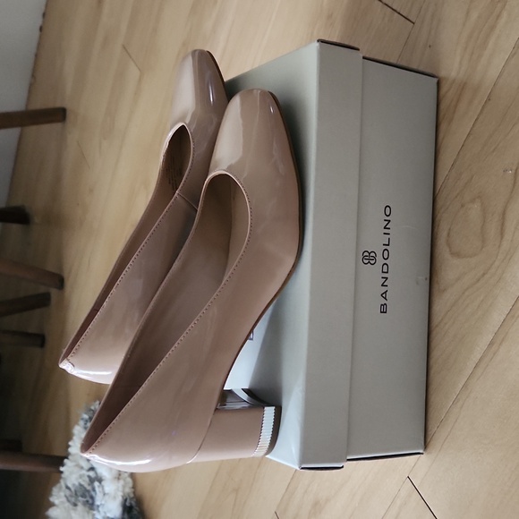 Bandolino Claire Pump Patent Nude 7.5 - Picture 8 of 8